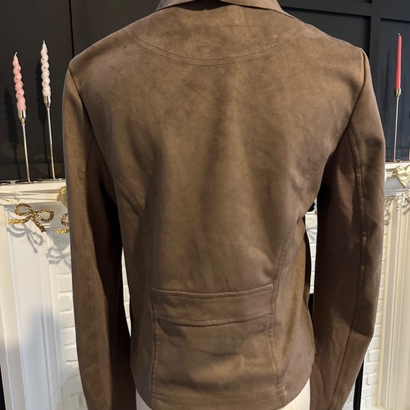 Womens Suede Jacket 🧥 - Picture 5 of 5